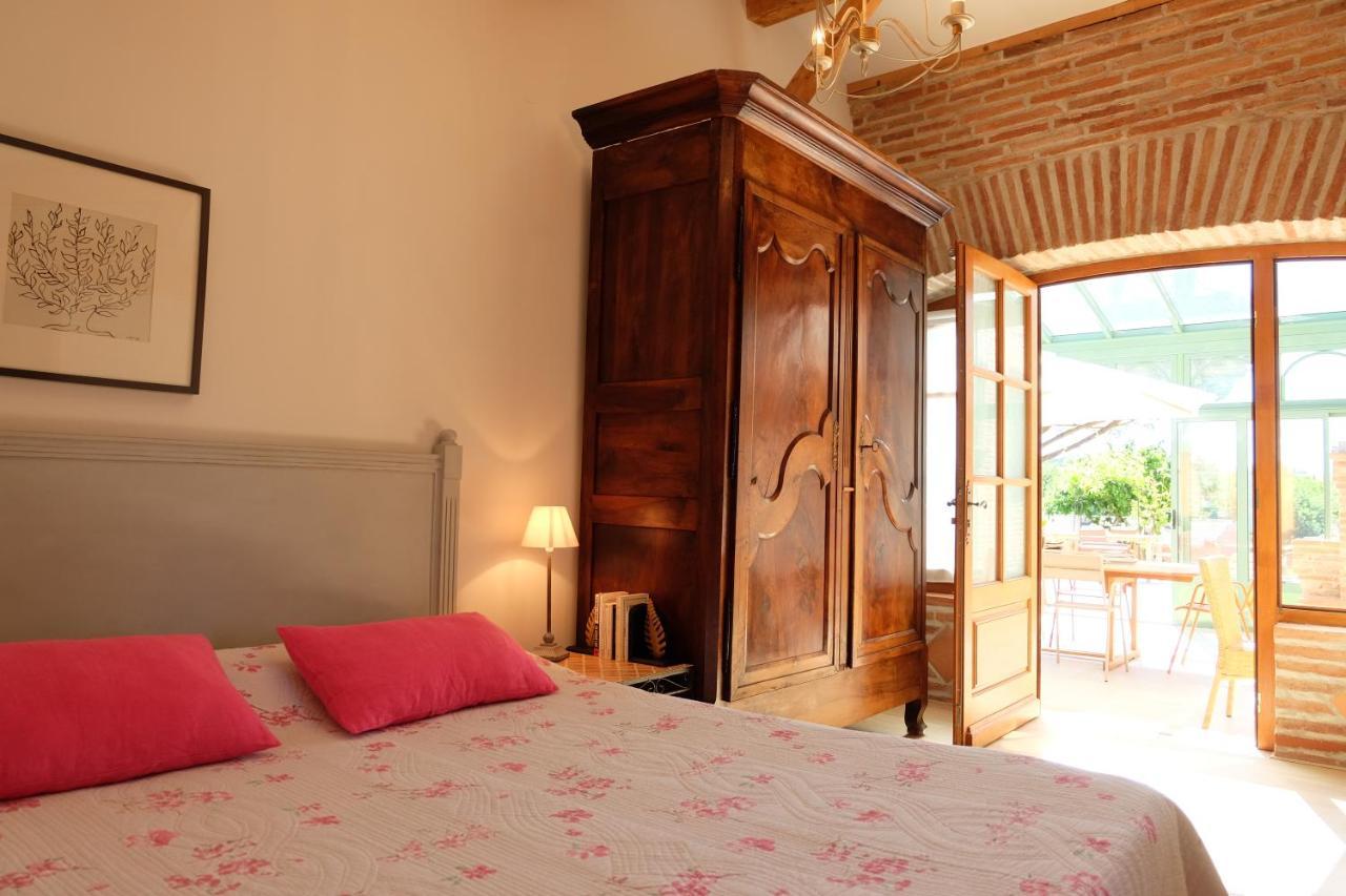 Le Manoir Saint Clair Bed & Breakfast