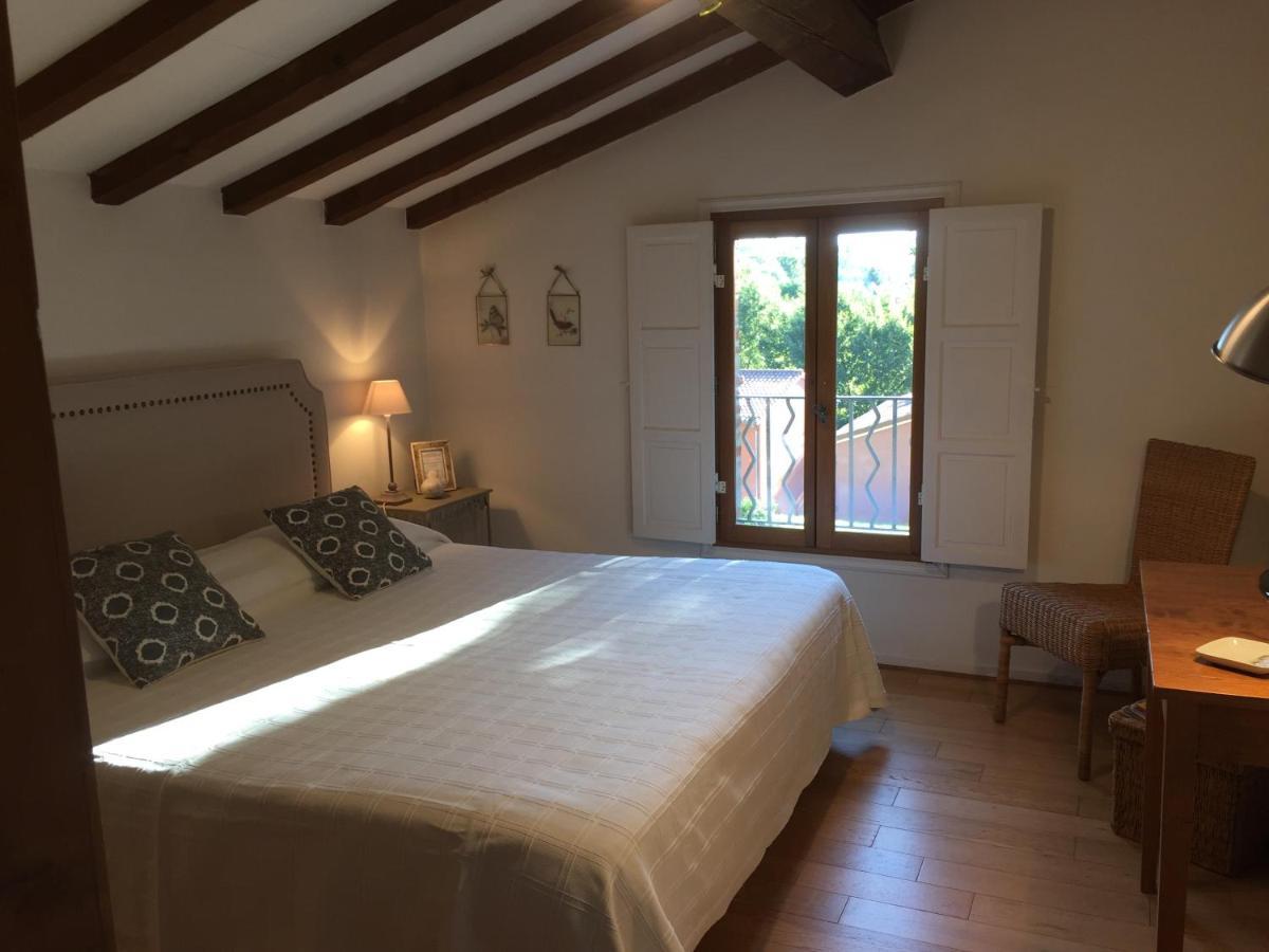 Le Manoir Saint Clair Bed & Breakfast *